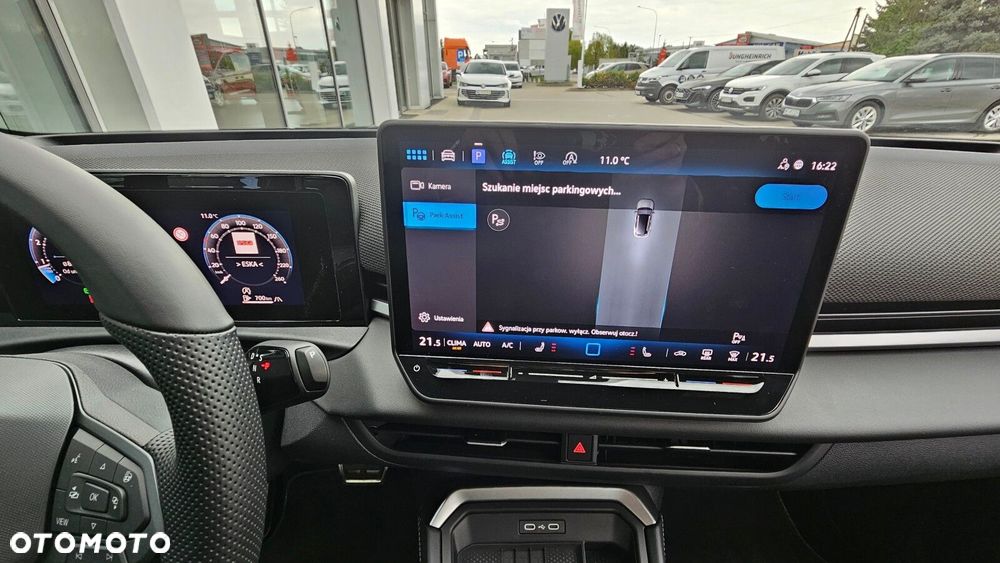 Volkswagen T-Roc - 25