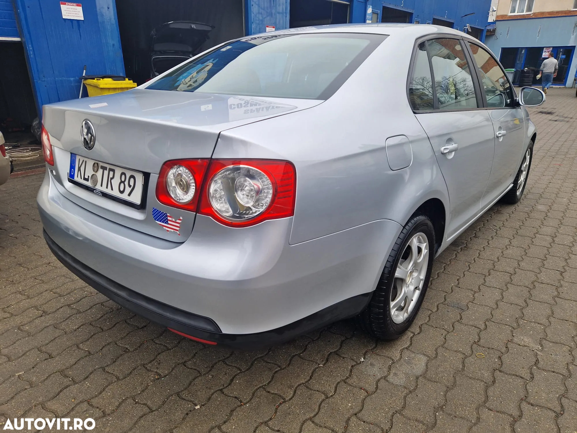 Volkswagen Jetta 1.6 Automatik Comfortline - 2