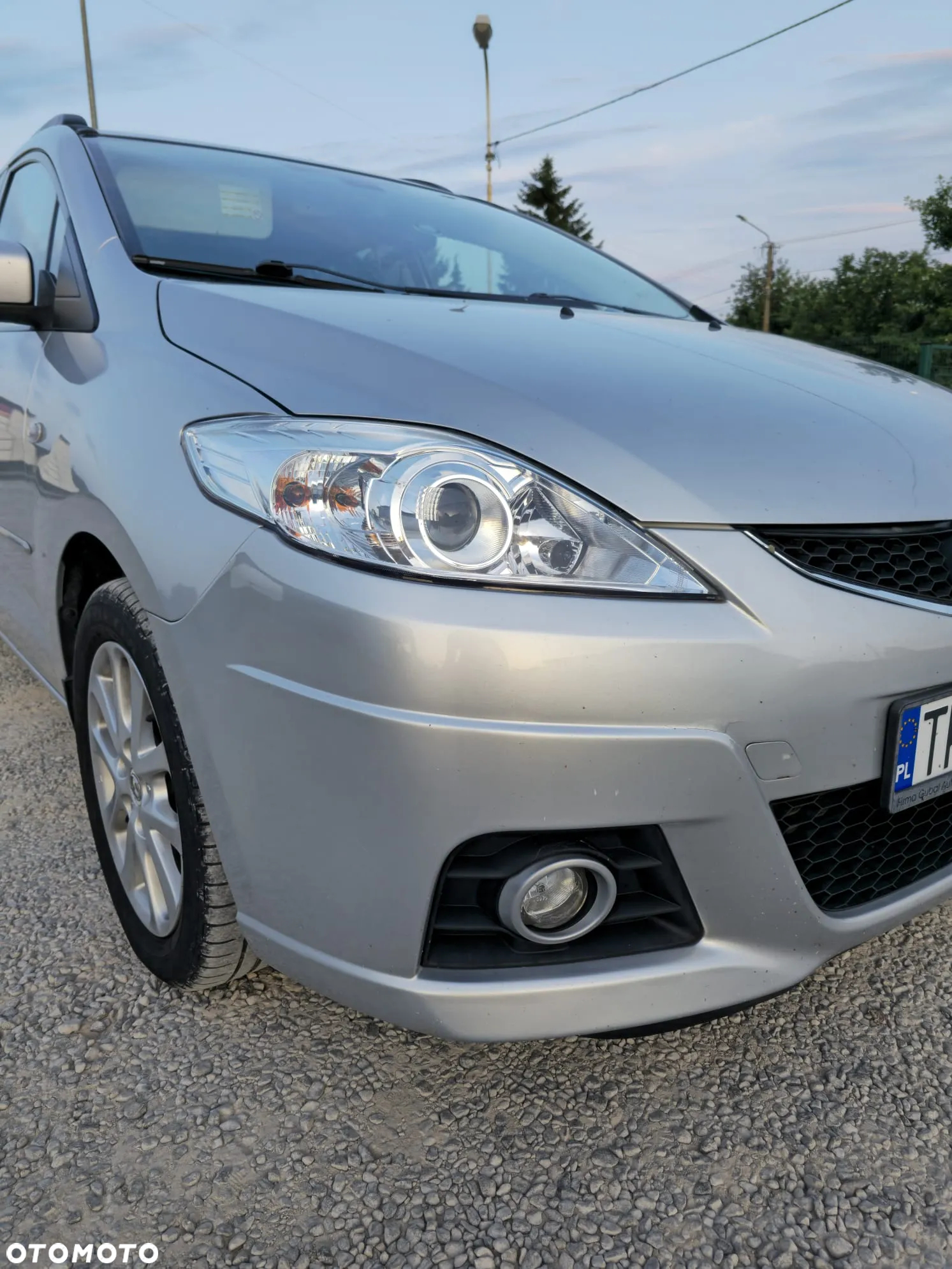 Mazda 5 - 11