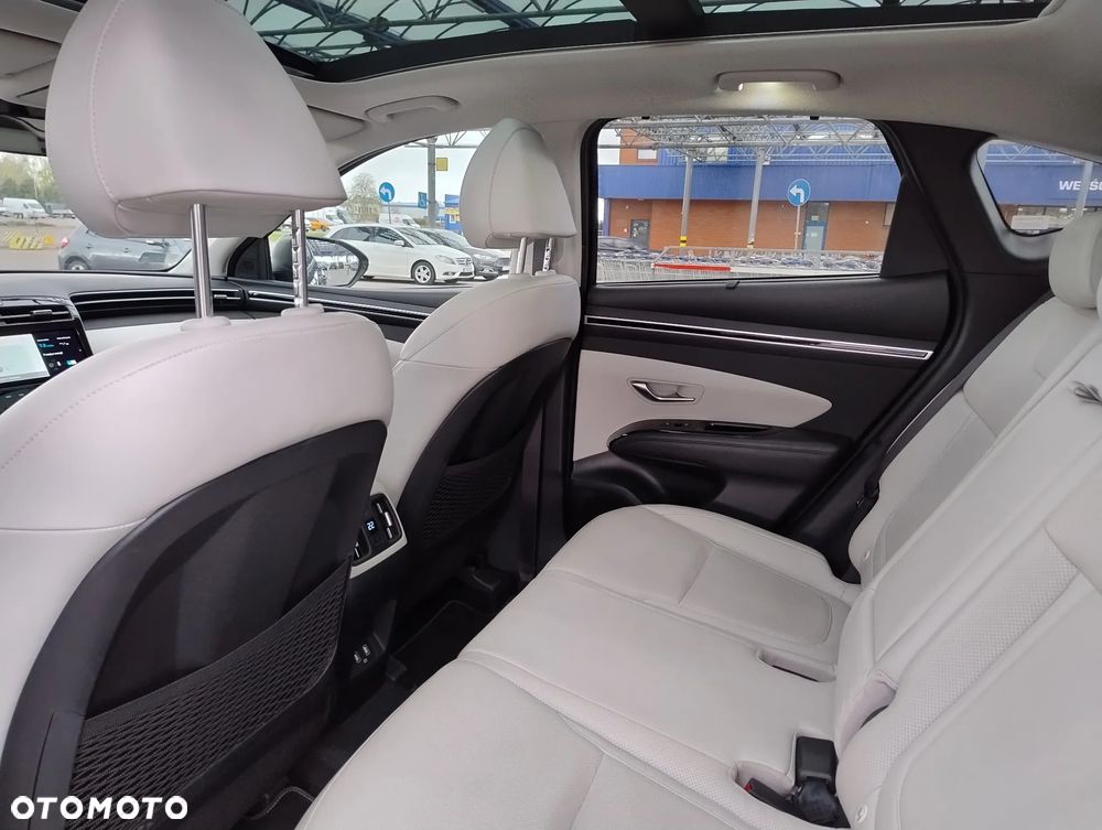 Hyundai Tucson 1.6 T-GDi HEV Platinum 4WD - 16