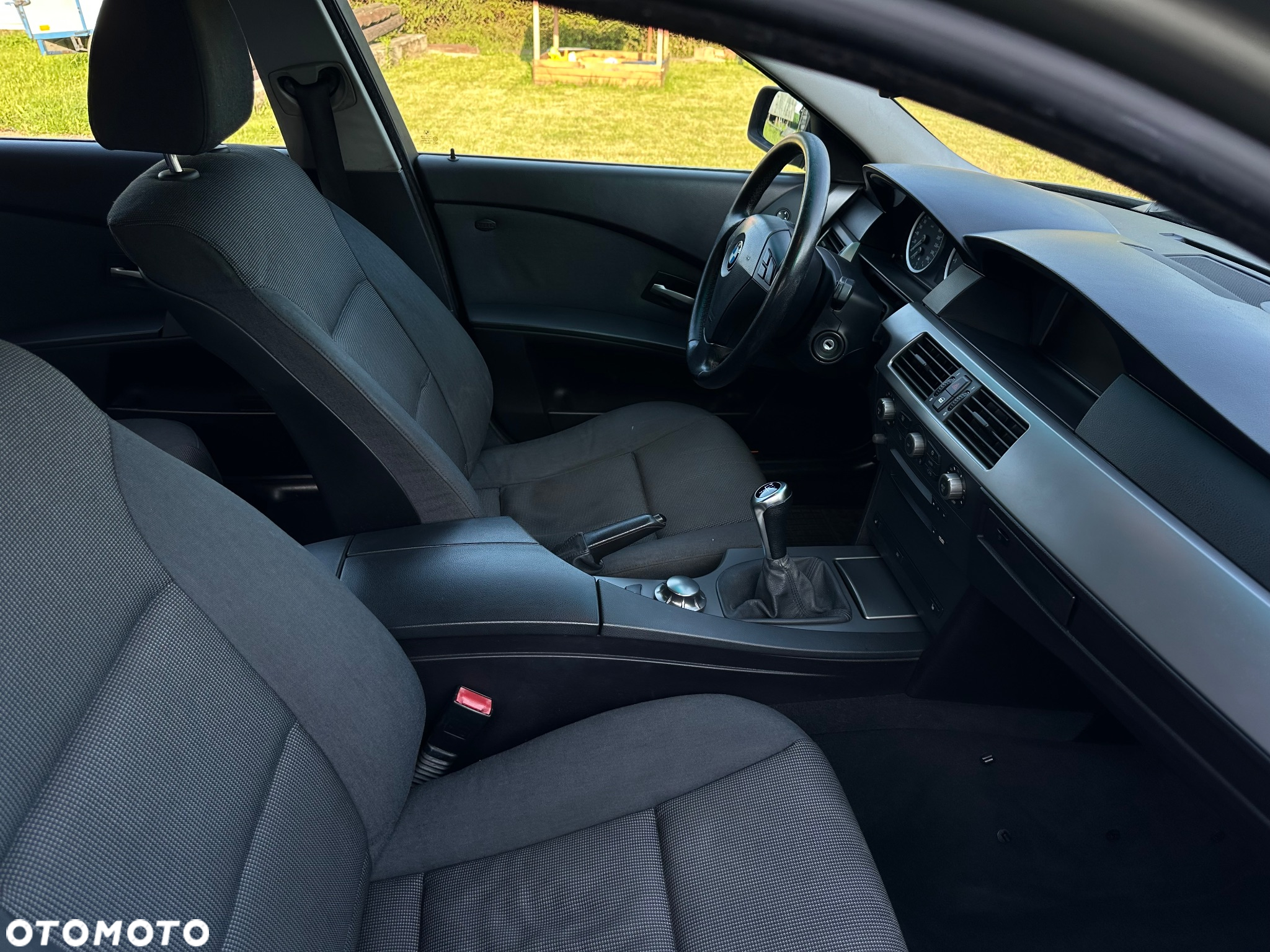 BMW Seria 5 525i - 12