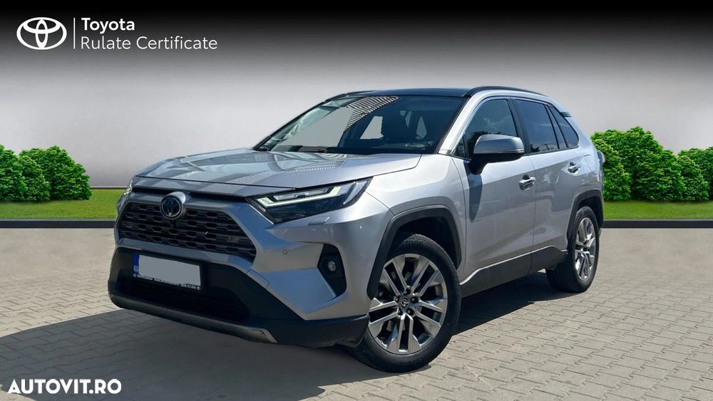 Toyota RAV4 - 1