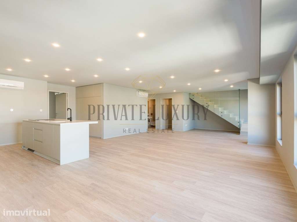 Luxo Duplex Penthouse com Jacuzzi Privado e Terraços perto da Aveni... - Grande imagem: 3/29