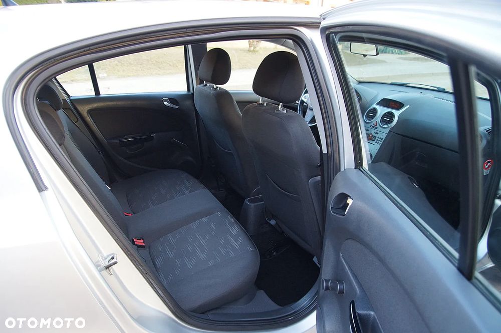 Opel Corsa 1.2 16V Enjoy - 16