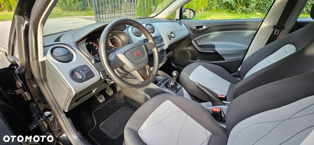 Seat Ibiza 1.4 16V Reference - 8