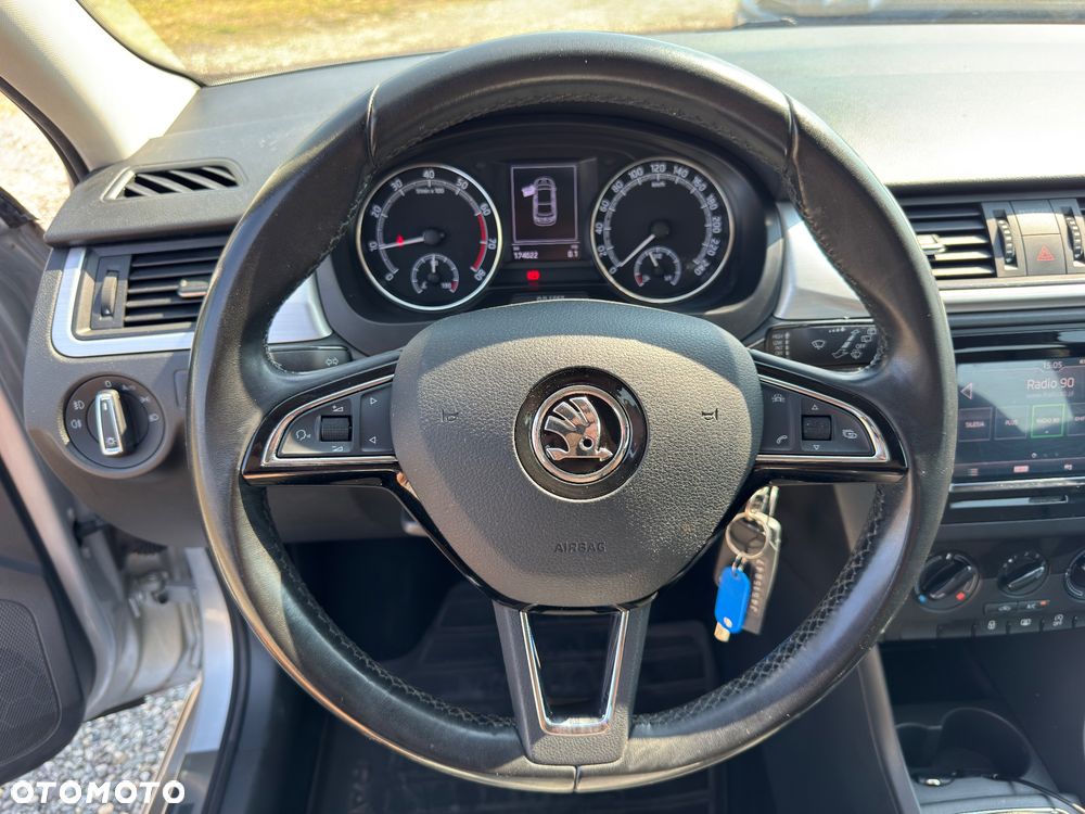 Skoda RAPID 1.0 TSI Ambition - 40