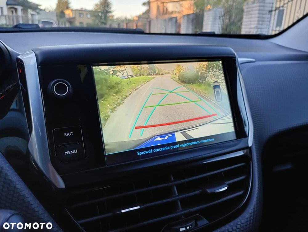 Peugeot 2008 BlueHDi 100 STOP & START Allure - 13