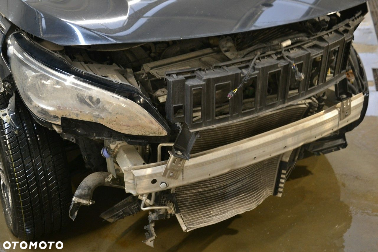 Peugeot 3008 - 16