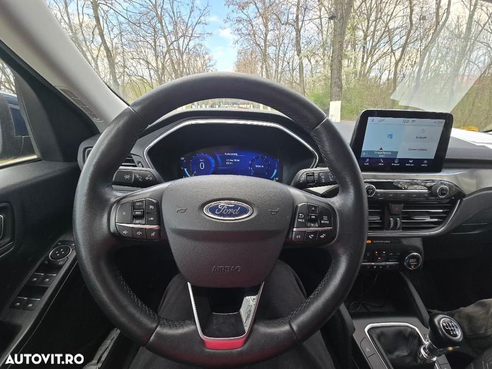 Ford Kuga 1.5 EcoBoost FWD Titanium - 5