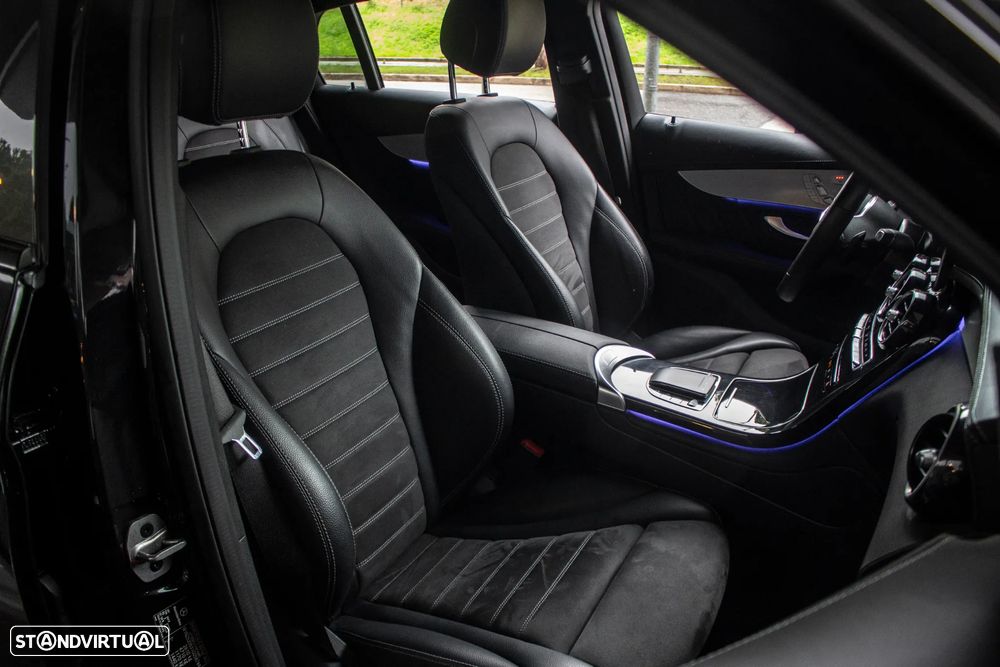 Mercedes-Benz GLC 300 e 4Matic 9G-TRONIC AMG Line - 27