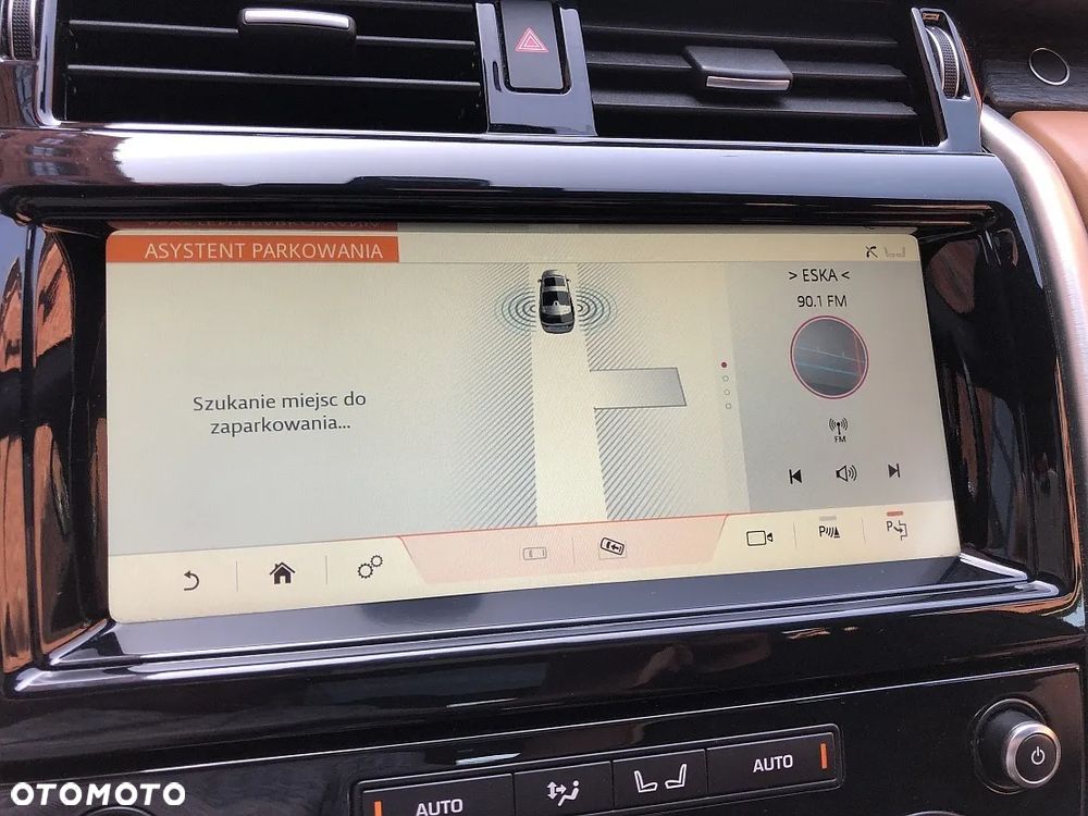 Land Rover Discovery 2.0 SD4 HSE Luxury - 14