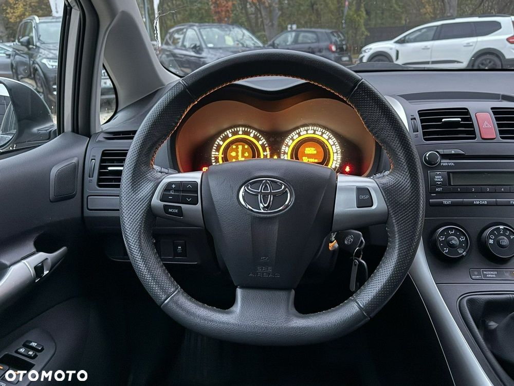 Toyota Auris 1.6 Active - 23