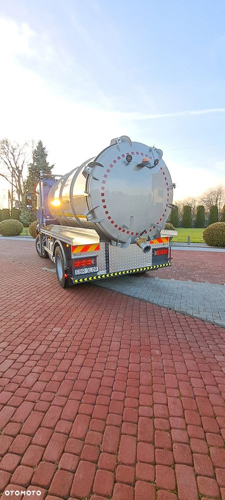 Mercedes-Benz Antos - 13