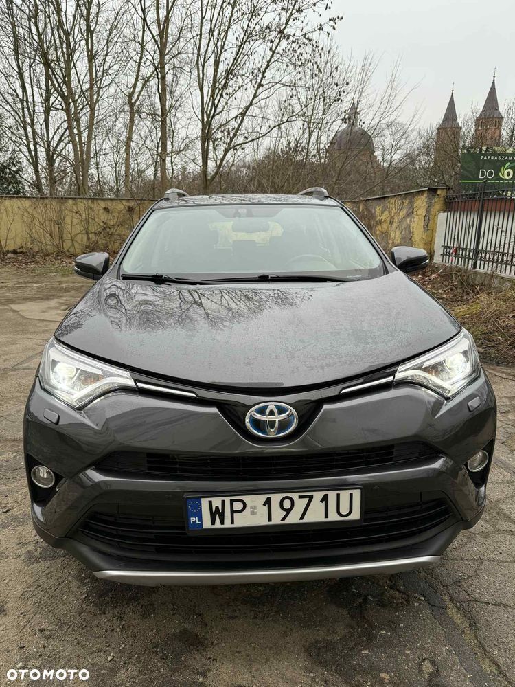 Toyota RAV4 - 9