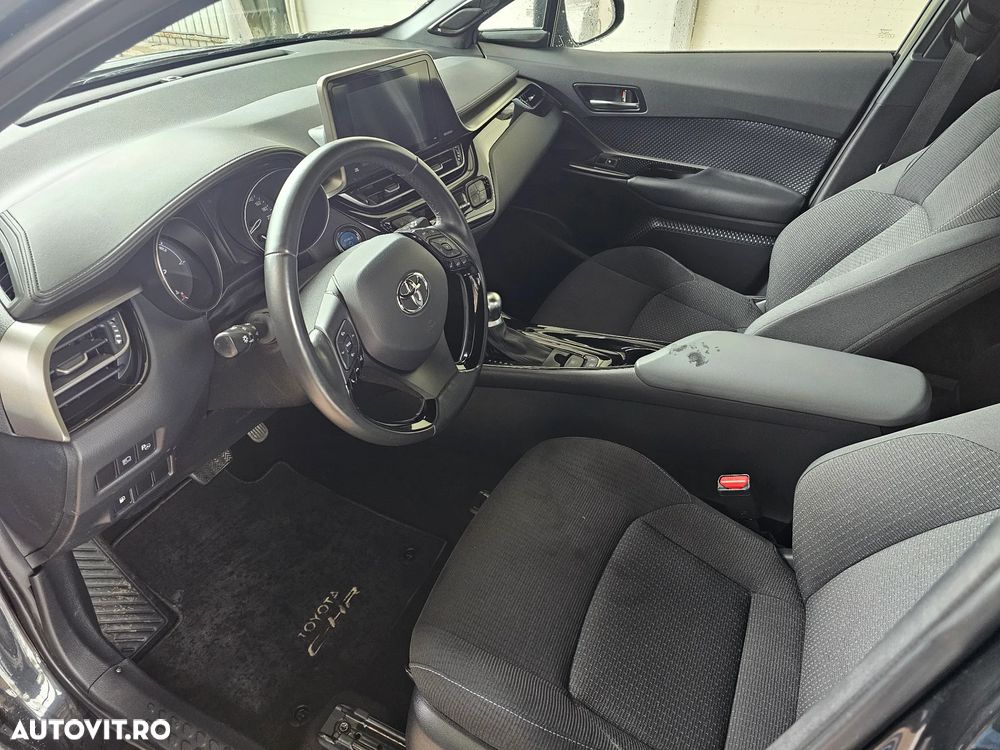 Toyota C-HR 1.8 HSD 4x2 CVT C-enter - 7