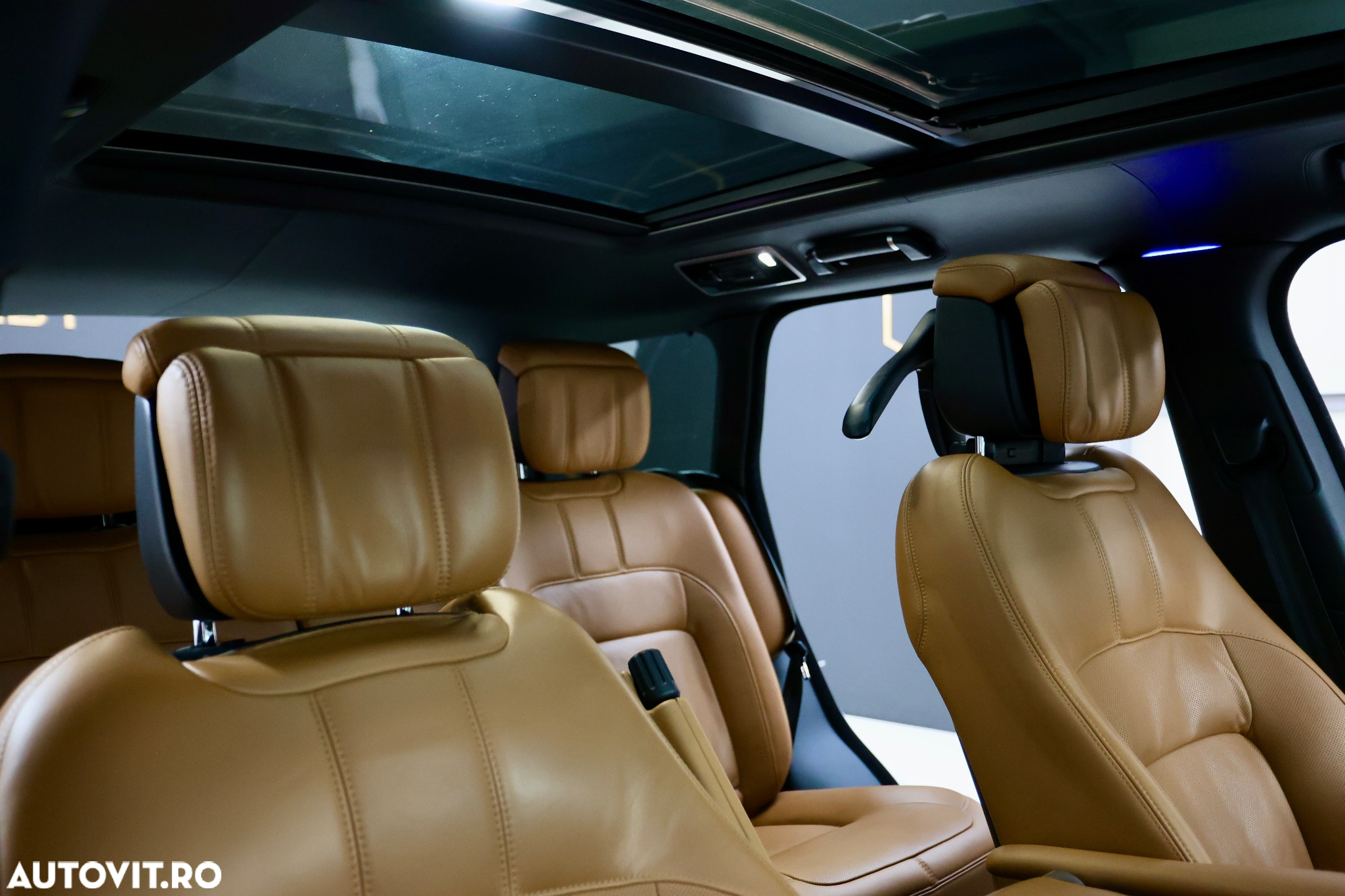 Land Rover Range Rover Vogue - 22