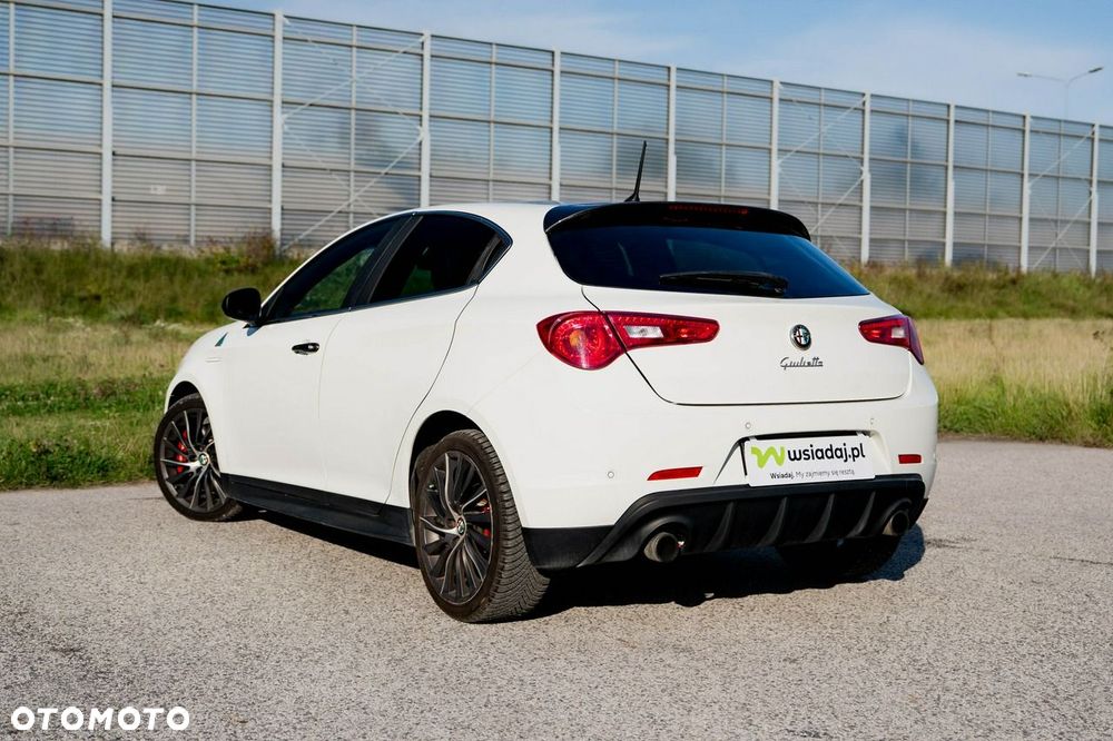 Alfa Romeo Giulietta 1750 TBi QV TCT - 5