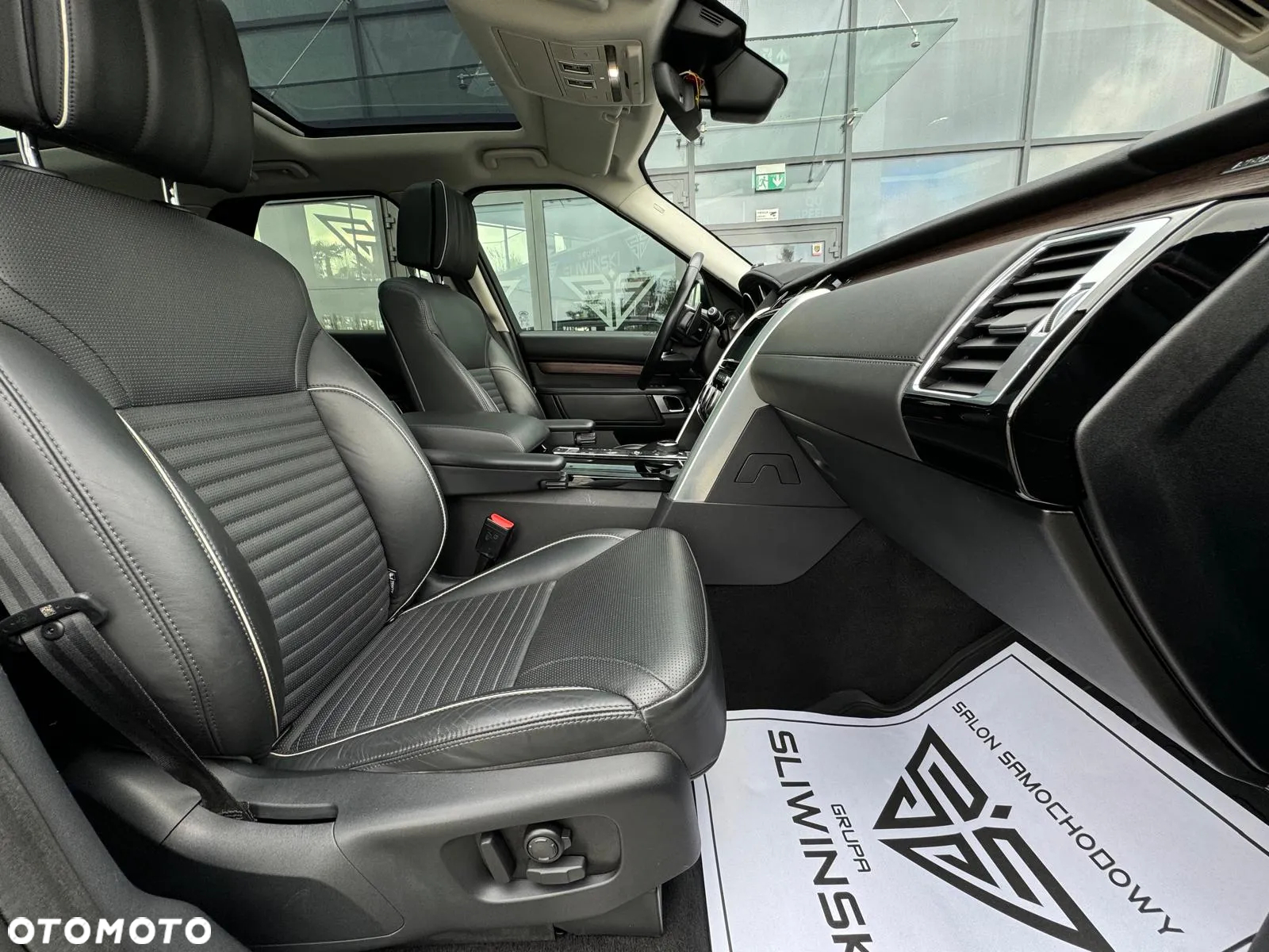 Land Rover Discovery V 2.0 TD4 HSE - 20