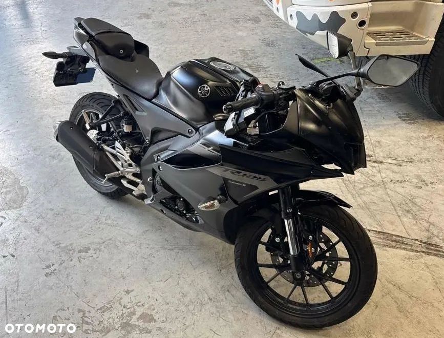 Yamaha R125 - 1