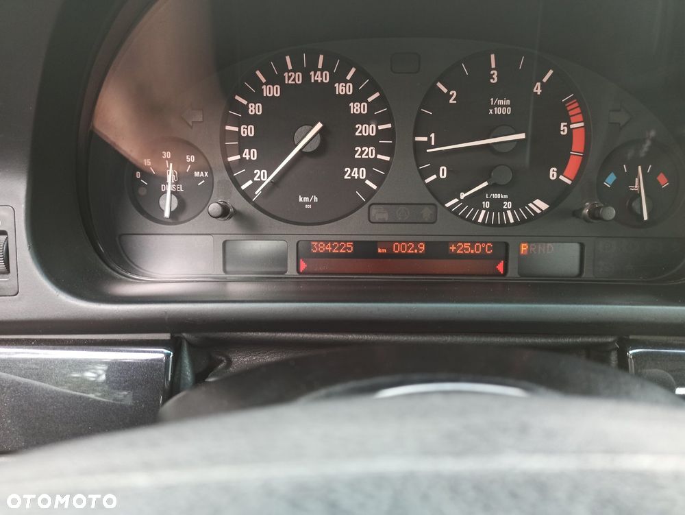 BMW Seria 5 - 28