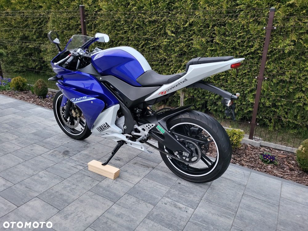 Yamaha YZF - 14