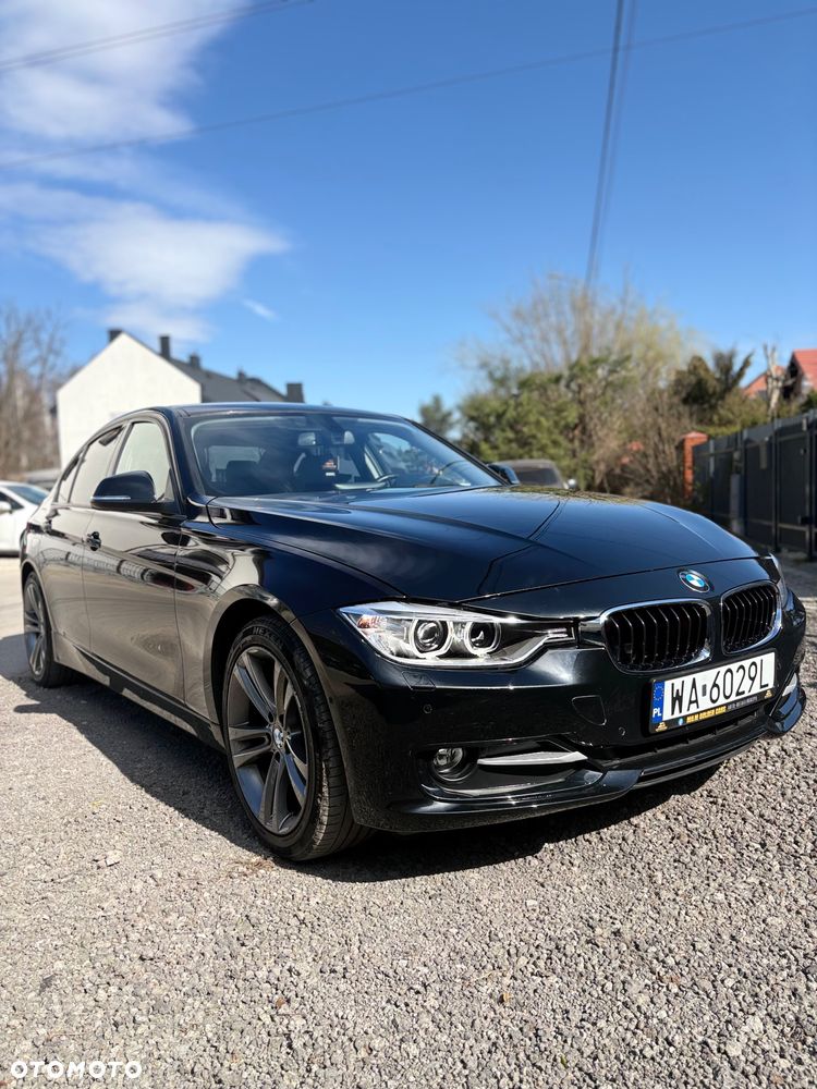 BMW Seria 3 328i Sport Line - 31