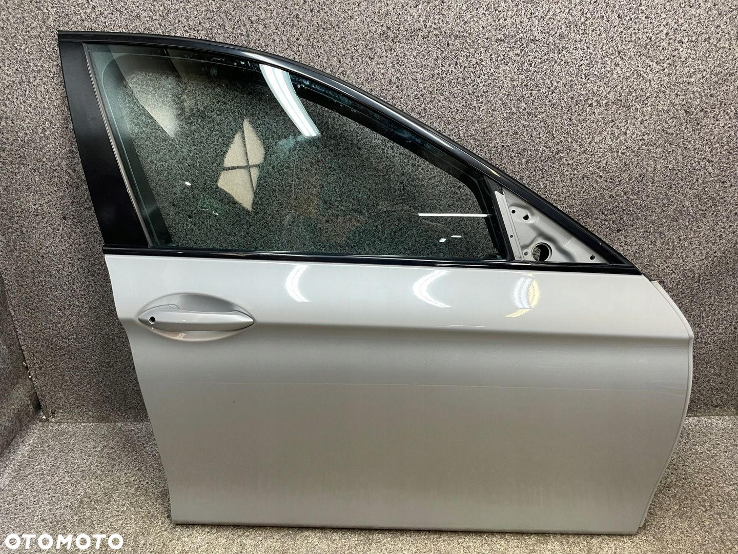 Drzwi szyba prawy przod przednie BMW F11 F10 354 srebrne 150 umAl ładne - 2