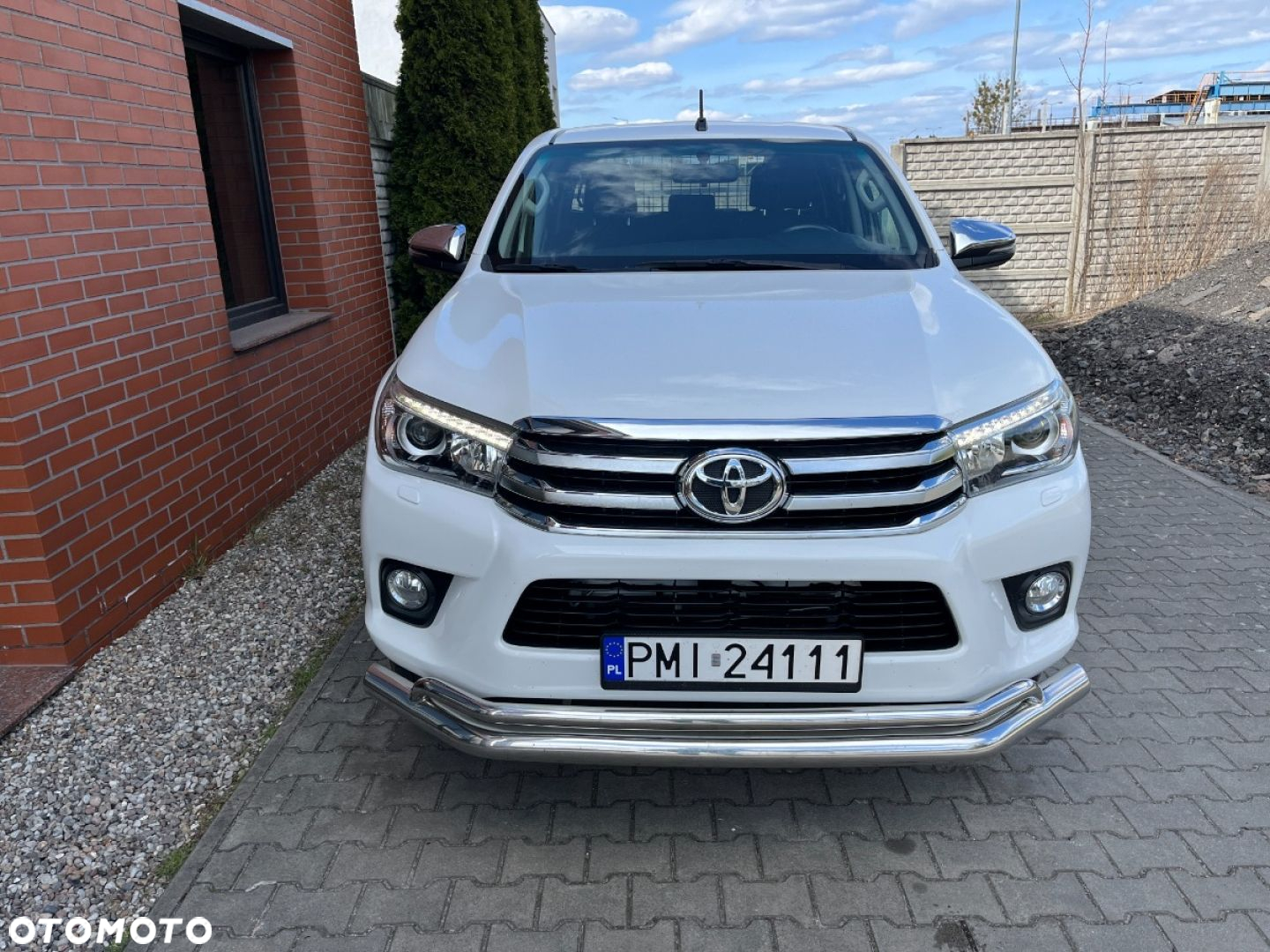 Toyota Hilux 4x4 Double Cab Autm Executive - 6