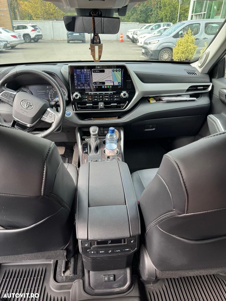 Toyota Highlander - 8