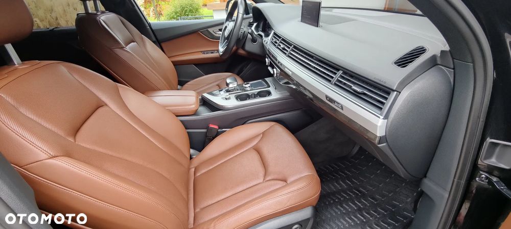 Audi Q7 3.0 TFSI Quattro Tiptronic - 16