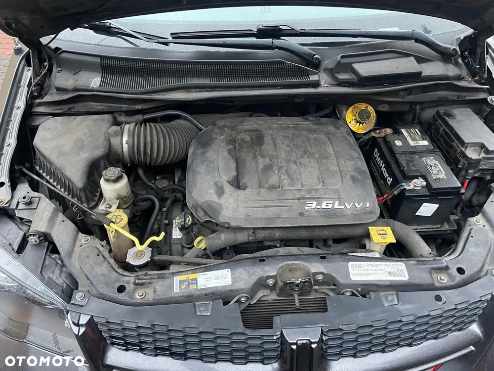 Dodge Grand Caravan - 34