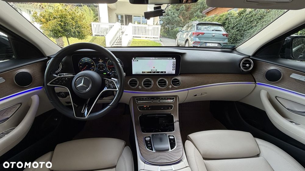 Mercedes-Benz Klasa E 220 d Exclusive - 10