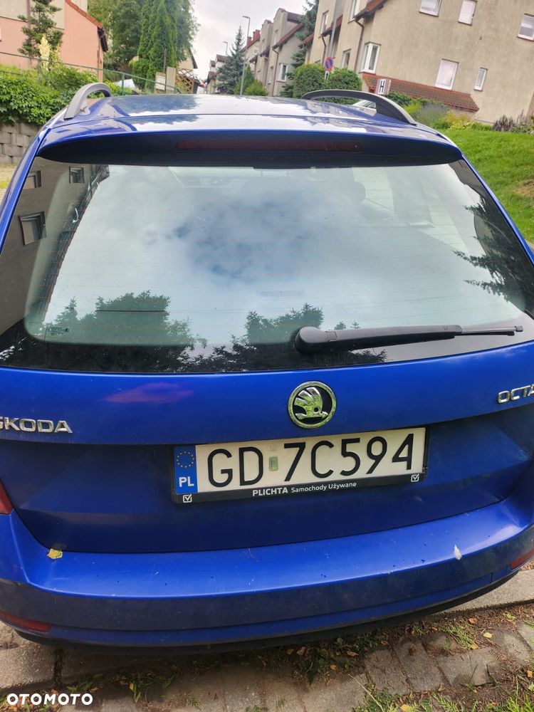 Skoda Octavia 1.6 TDI Ambition - 2