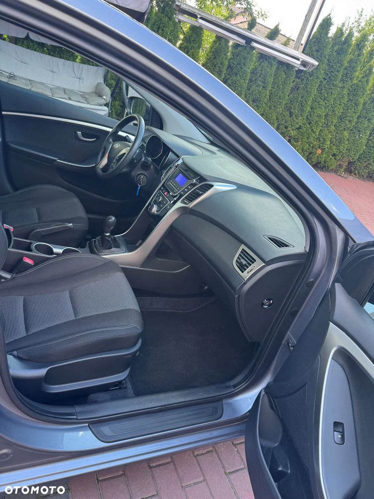 Hyundai i30 - 24