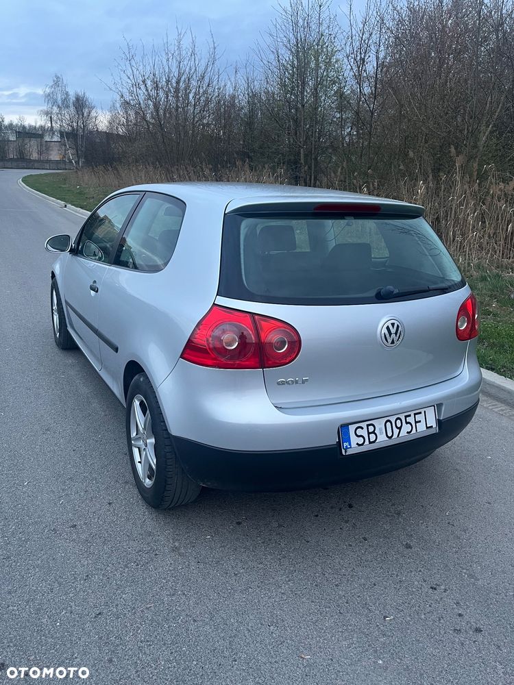 Volkswagen Golf - 3
