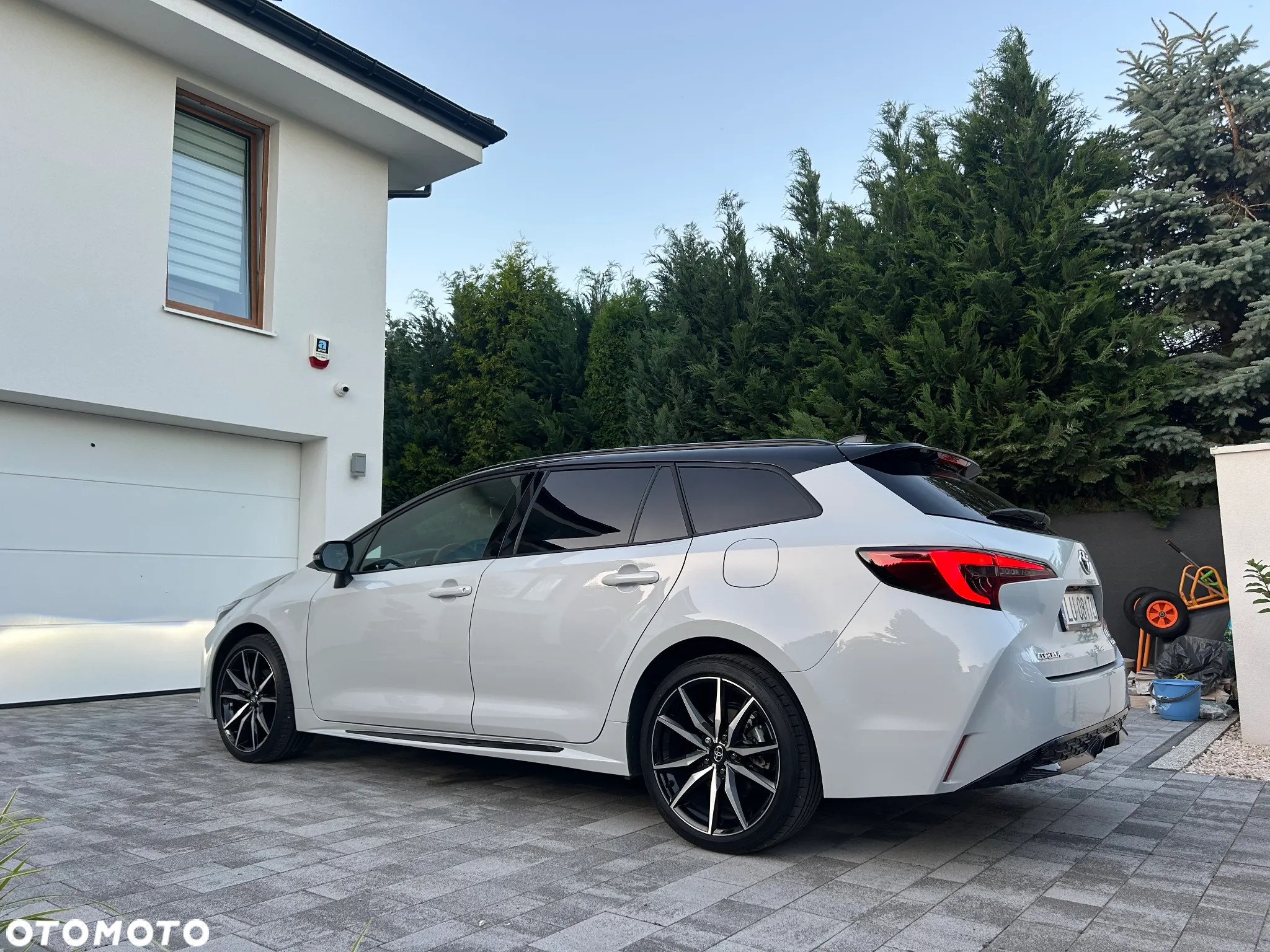 Toyota Corolla 1.8 Hybrid GR Sport - 10