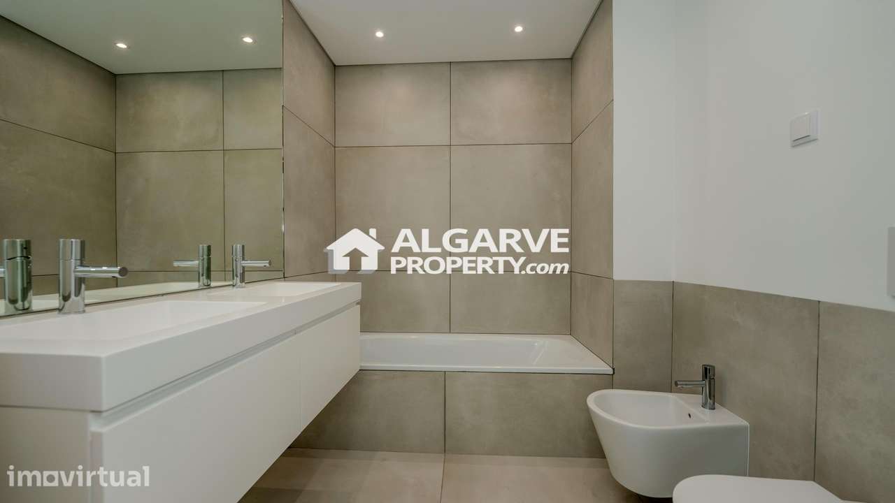 Apartamento T3 Novo  junto golfe, academia de ténis e da Marina de Vil - Grande imagem: 5/25