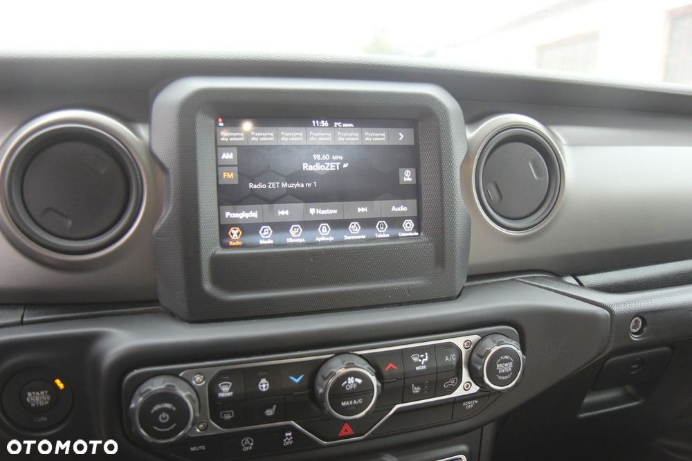 Jeep Wrangler - 22
