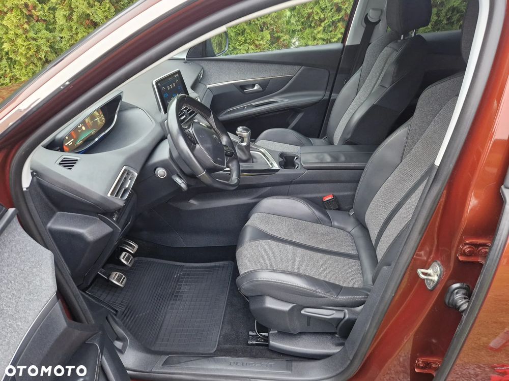 Peugeot 3008 HDi FAP 150 Premium - 6