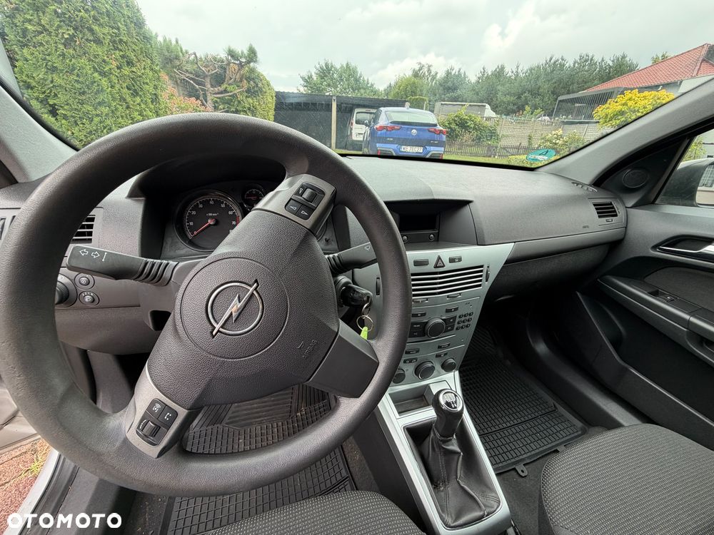 Opel Astra - 11