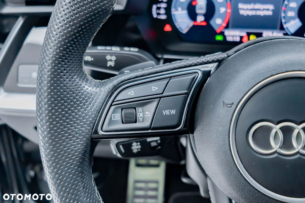 Audi S3 TFSI quattro S tronic - 17
