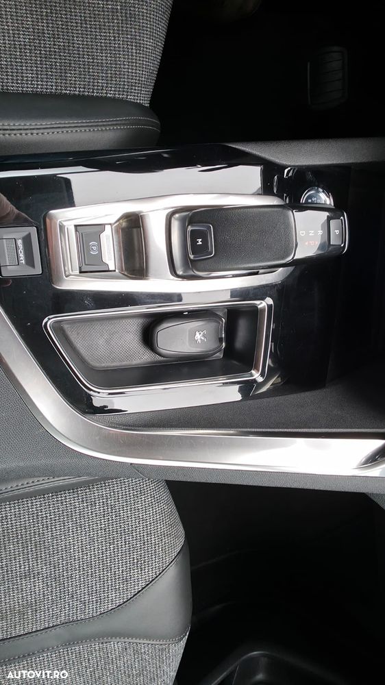 Peugeot 3008 BlueHDi 130 Stop & Start EAT8 Allure Business-Paket - 14