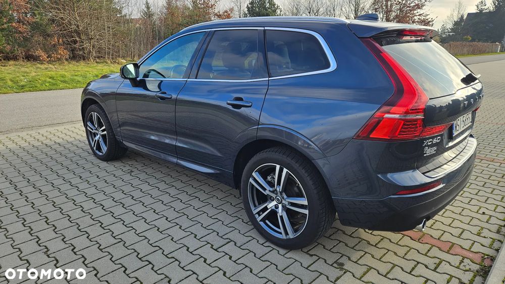 Volvo XC 60 T6 AWD Geartronic Momentum Pro - 4