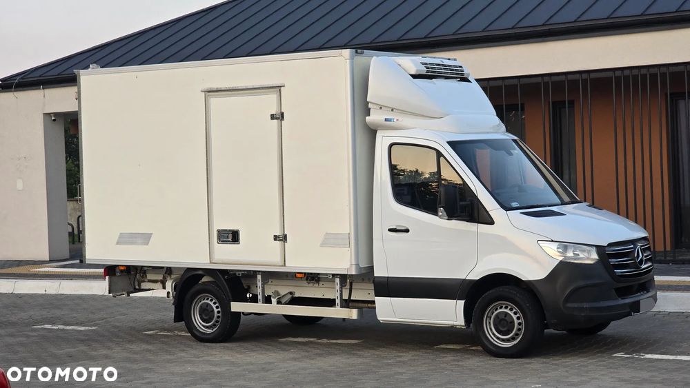 Mercedes-Benz SPRINTER 316 CDI 907❗❗NOWY MODEL / CHŁODNIA-MROŹNIA 7 PALET / -32*C +25*C / AGREGAT THERMOKING / ZASILANIE ZEWNETRZNE 230V / ZABUDOWA IGLOPOL / SERWIS ASO / SALON POLSKA / 1 WŁAŚCICIEL / JAK NOWY ❗❗ - 2