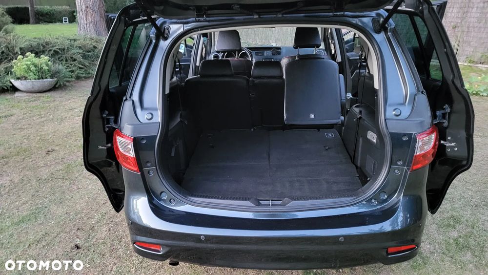 Mazda 5 - 12