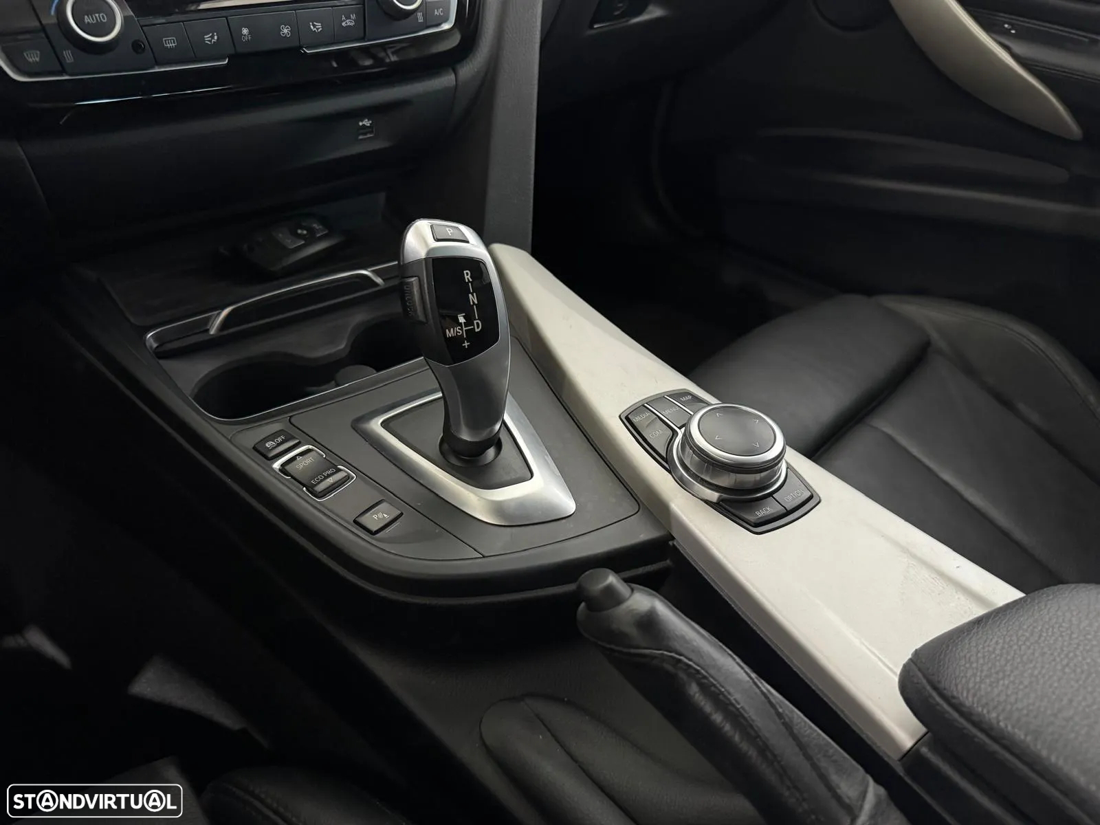 BMW 318 d Touring Pack M Auto - 29