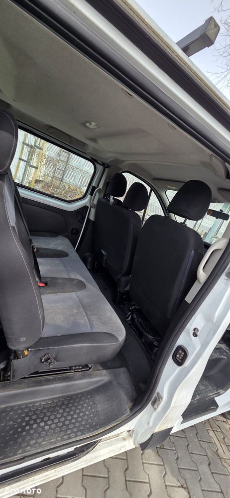 Vauxhall Vivaro - 12