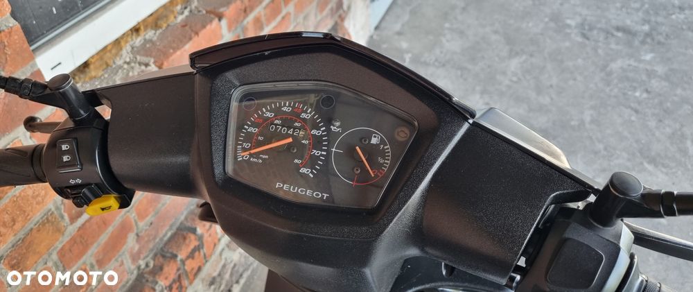 Peugeot Kisbee - 5