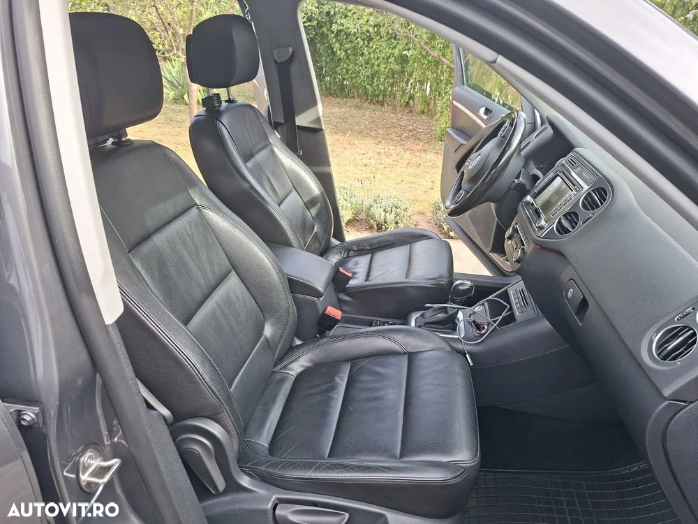 Volkswagen Tiguan 2.0 TDI 4Motion DSG Sport & Style - 9