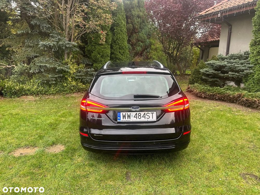 Ford Mondeo 2.0 EcoBlue Titanium - 11